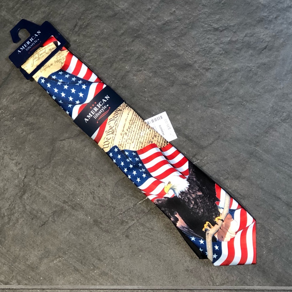 NWT Neck Tie With Eagle & Flags